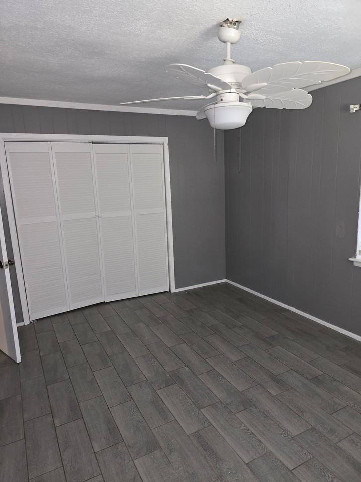 1275 Smith Dr - Photo 7 of 12