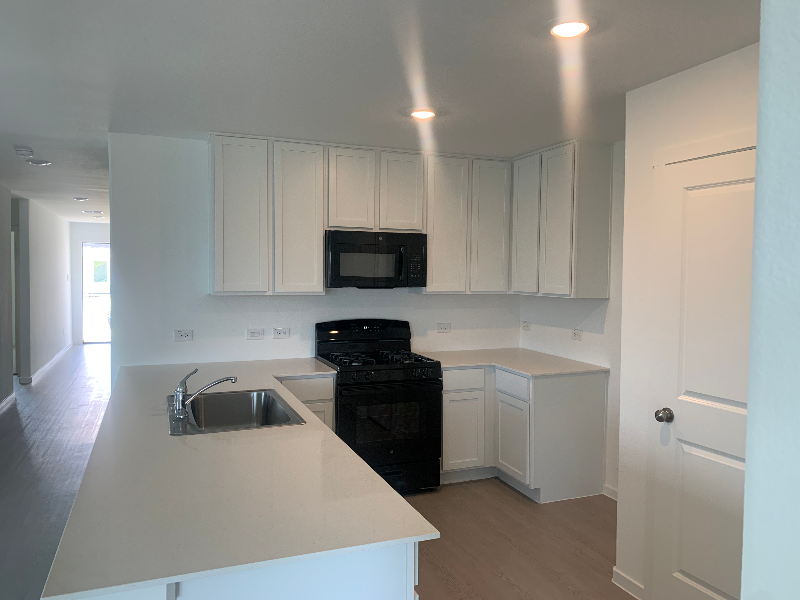 4000 Drifters Bend Dr - Photo 2 of 13