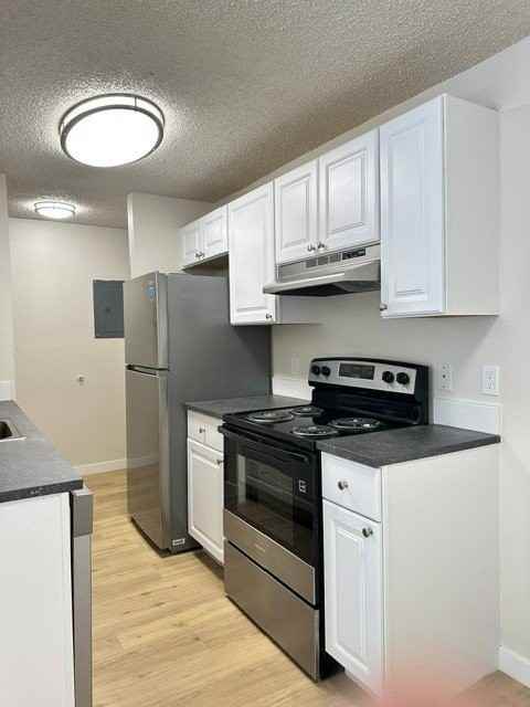 8714 35th Ave Ne #101 - Photo 2 of 10