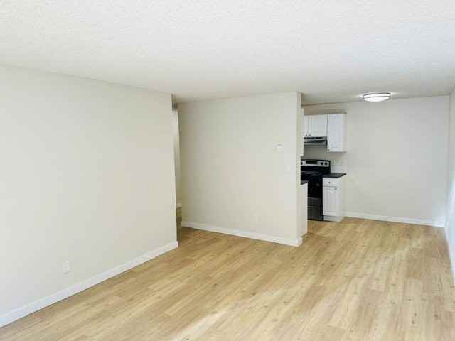 8714 35th Ave Ne #101 - Photo 5 of 10