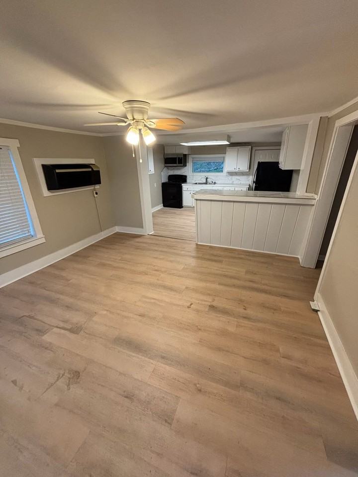 842 Iron Bridge Rd - Photo 2 of 14