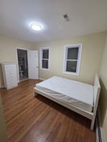 featured image of 202 Pierson St #2