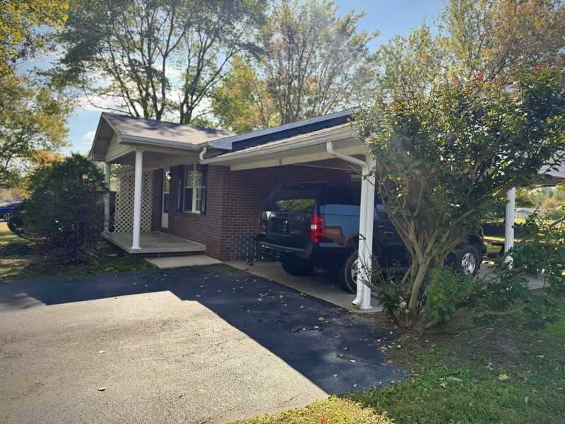 597 Bluebird Dr - Photo 3 of 30