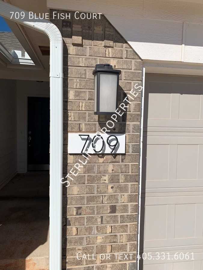 709 Blue Fish Ct - Photo 2 of 15