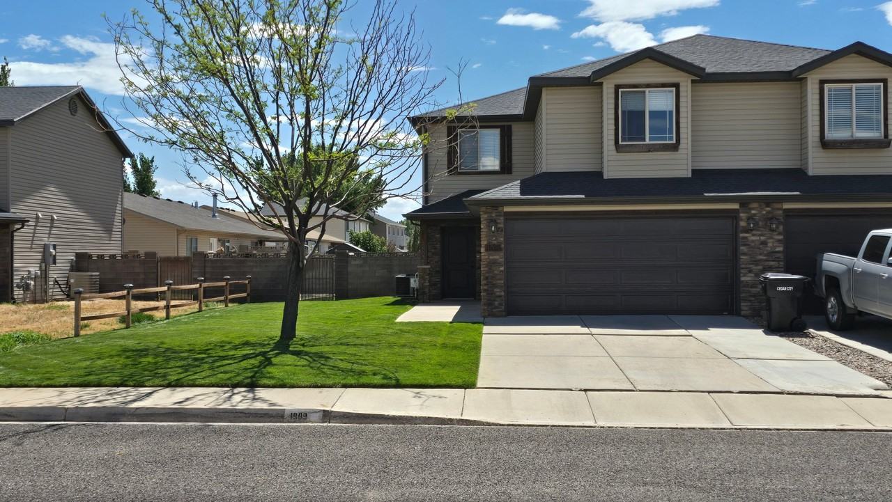 1909 W Gemini Meadows Ln - Photo 2 of 23