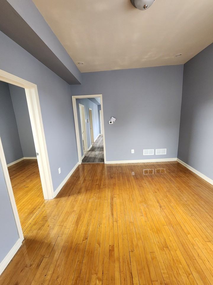 1650 S Saint Louis Ave #3R - Photo 4 of 19