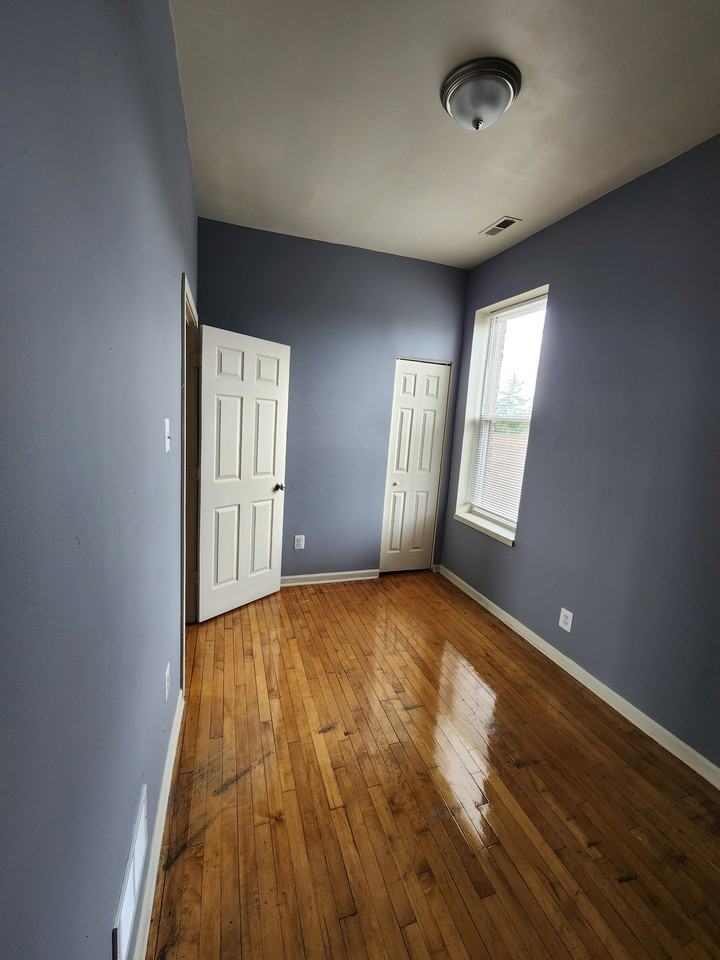1650 S Saint Louis Ave #3R - Photo 6 of 19