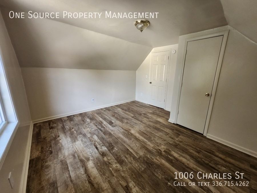 1006 Charles St - Photo 6 of 14