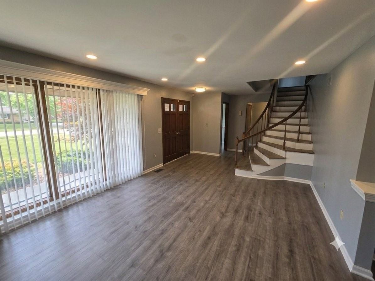 14443 Lakeshore Dr - Photo 6 of 14