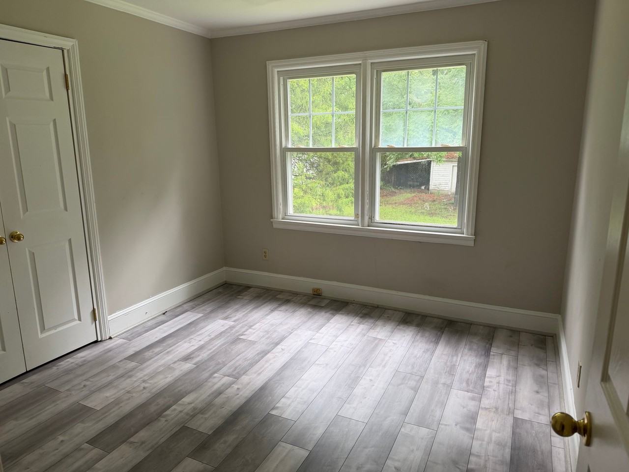 403 E Branch St - Photo 7 of 17