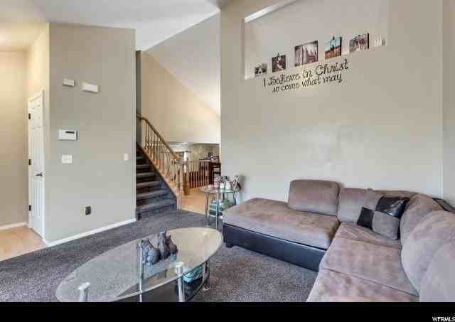 6732 S Clernates Dr - Photo 3 of 18