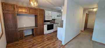 featured image of 942 Main St Nw #200