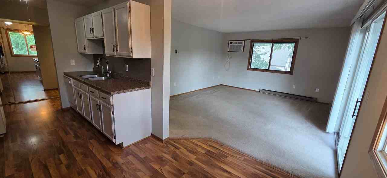 942 Main St Nw #200 - Photo 2 of 8