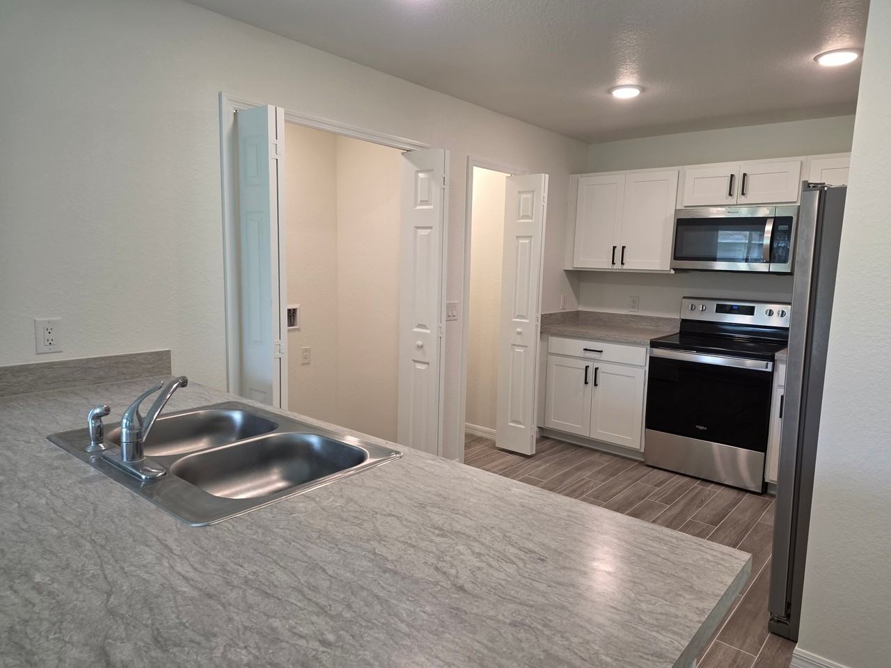 6779 Abelson Ave - Photo 5 of 12