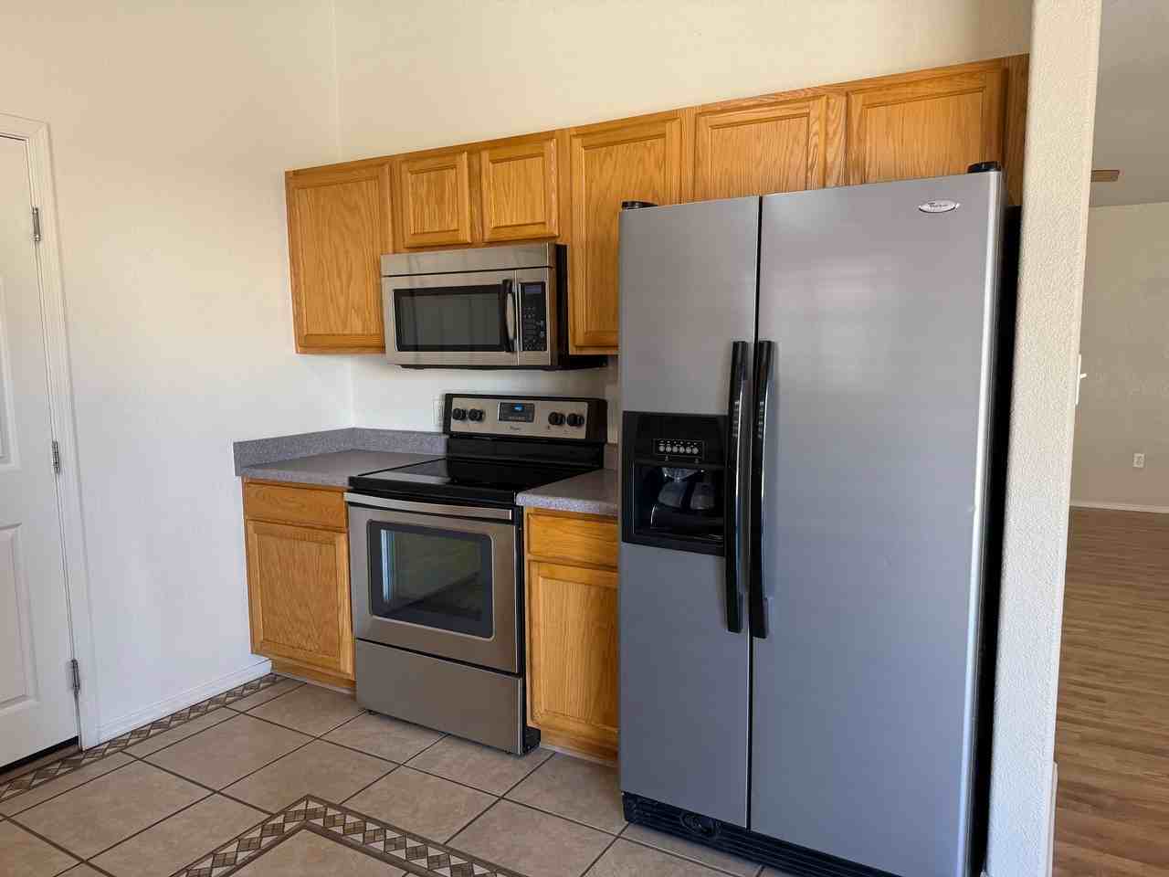 10355 S Typhoon Ave - Photo 5 of 20
