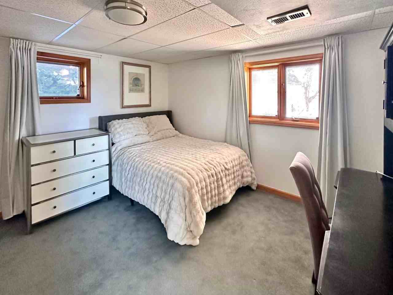 2230 S Beech Ct - Photo 6 of 18