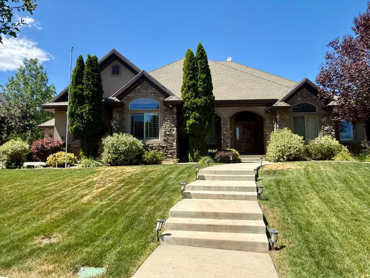 1124 Meadow Sage Cir - Photo 2 of 6