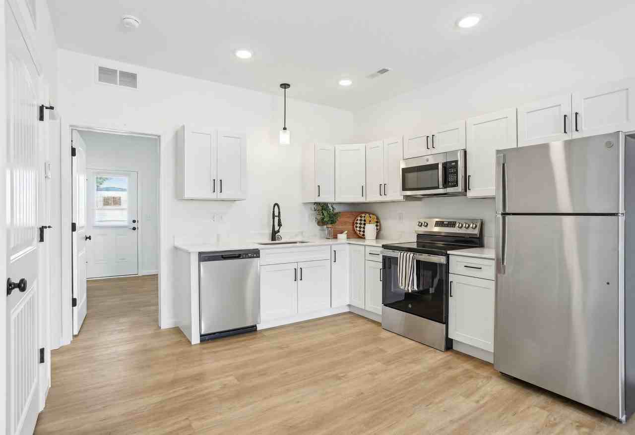 159 Rose Ann Avenue #159 - Photo 6 of 17