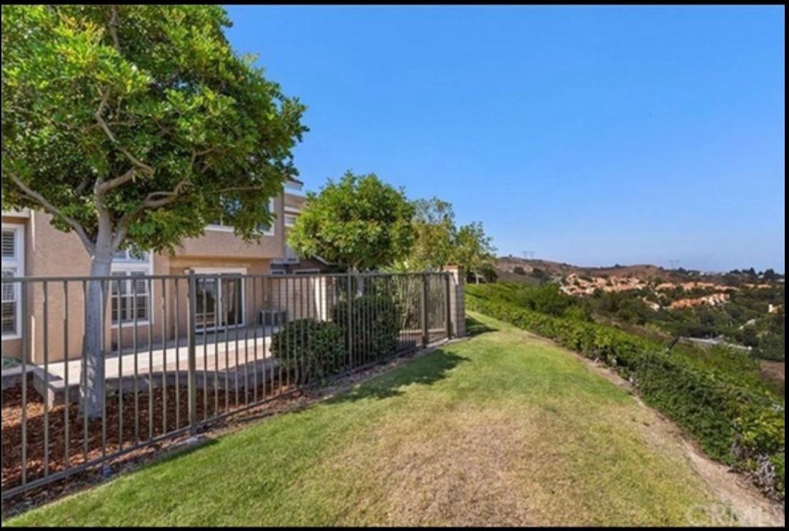 711 S Tourmaline Ct - Photo 6 of 12