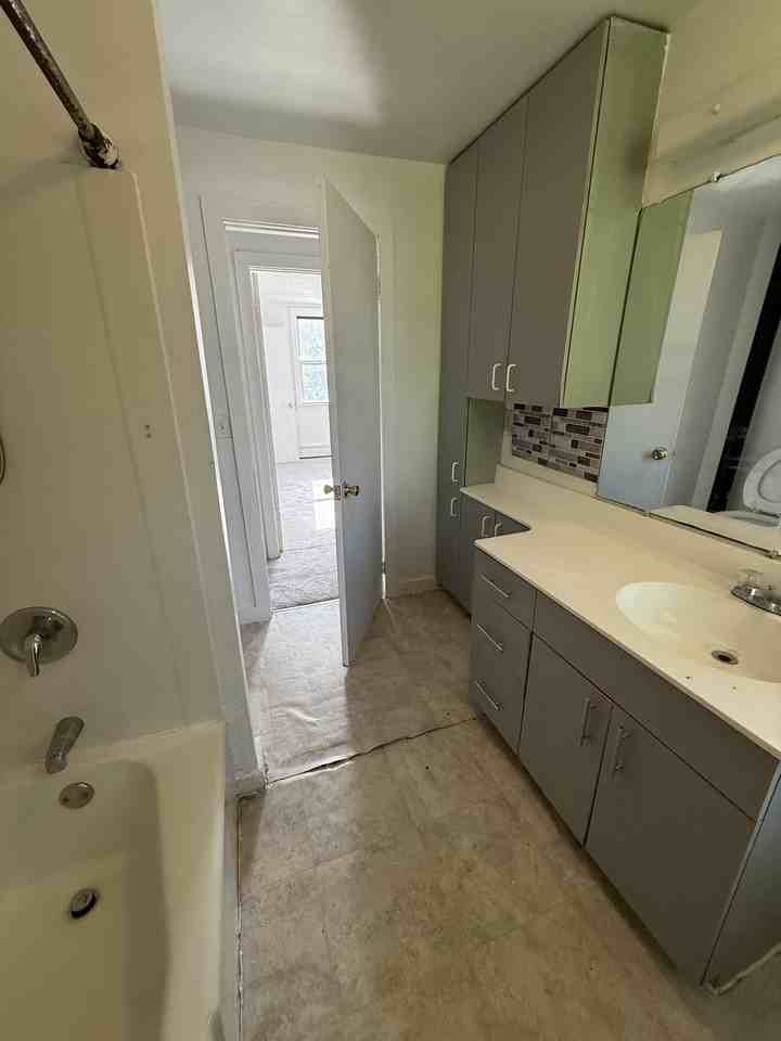 58 Spring St #60 - Photo 7 of 14