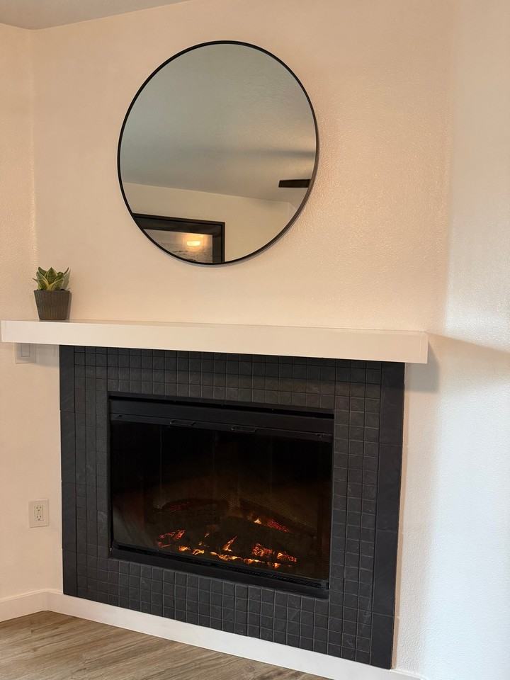 770 Nw 185th Ave - Photo 3 of 19
