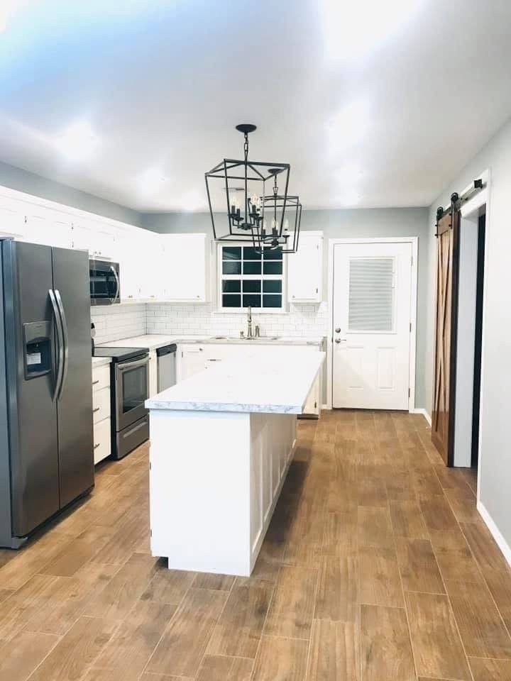 611 W Eppler Rd - Photo 2 of 3