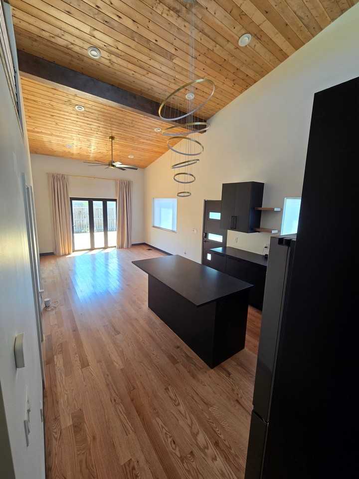 1130 N Taffeta Dr #2 - Photo 4 of 16