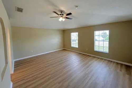257 Robbie Ln Sw - Photo 2 of 9