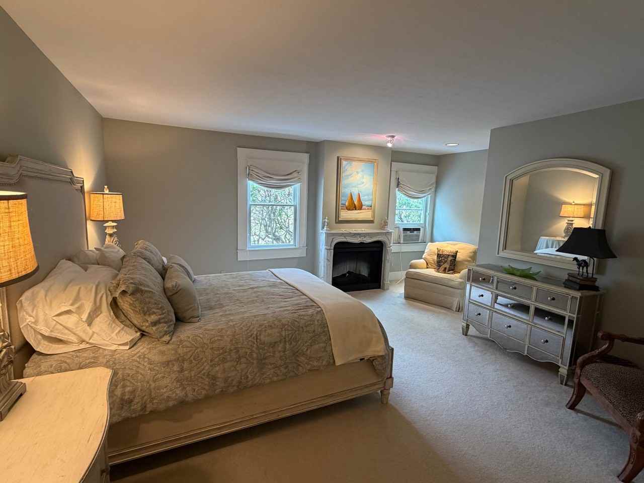 8 Arlington St #E2 - Photo 2 of 10