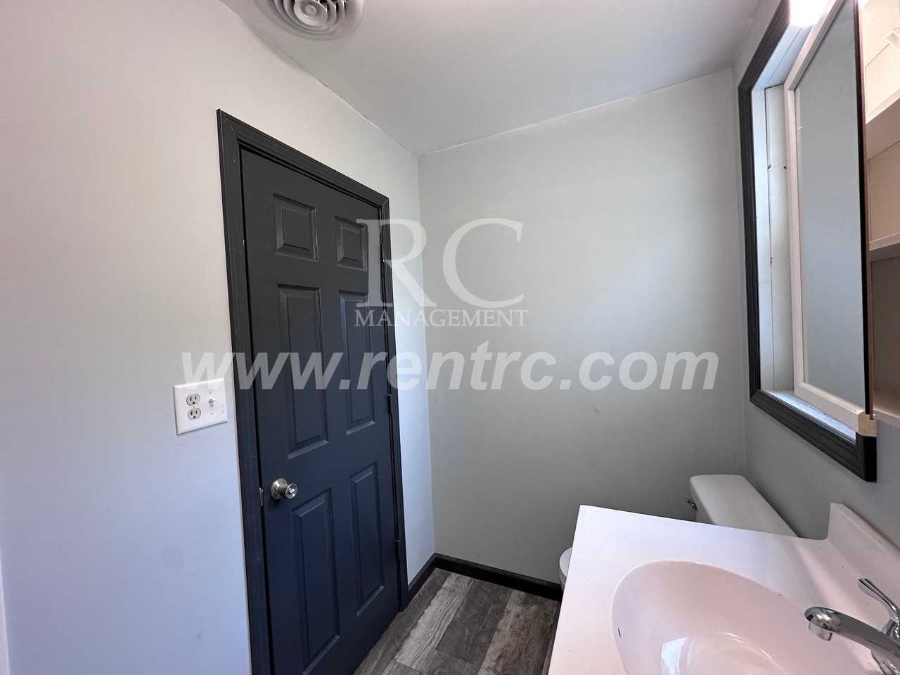8 E South St #E - Photo 5 of 19