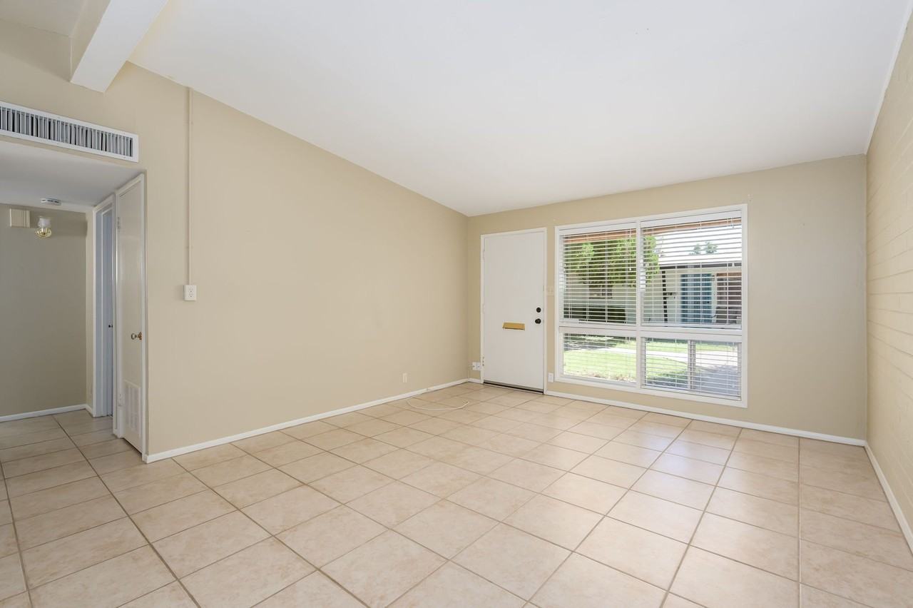 1807 E Colter St #1 - Photo 5 of 19