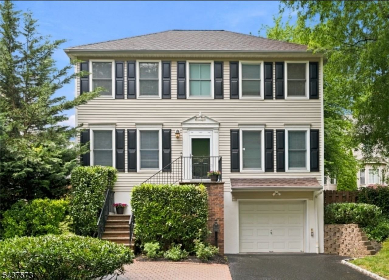 169 Broad St - Photo 2 of 20