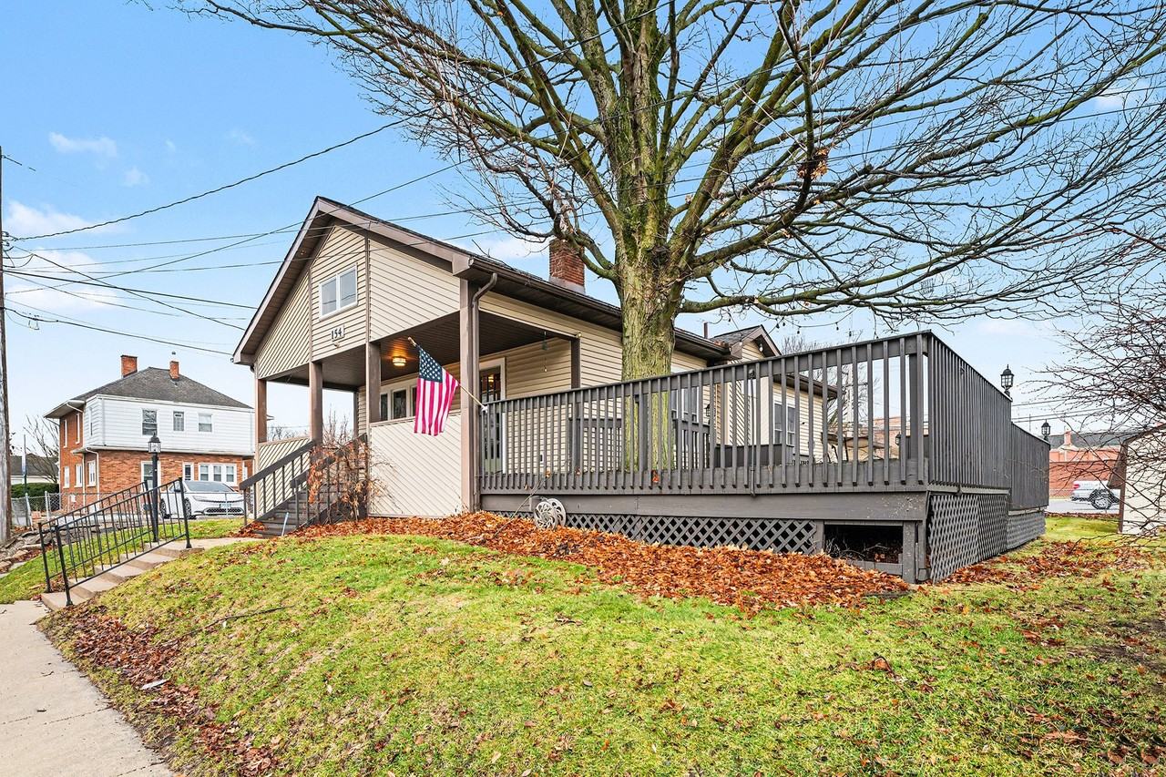 154 Morgan Blvd - Photo 3 of 18