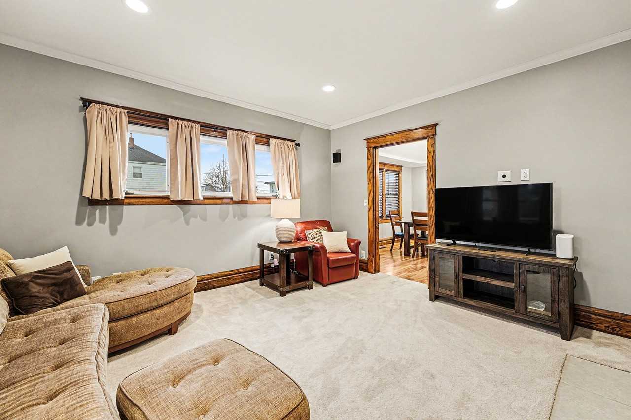 154 Morgan Blvd - Photo 6 of 18