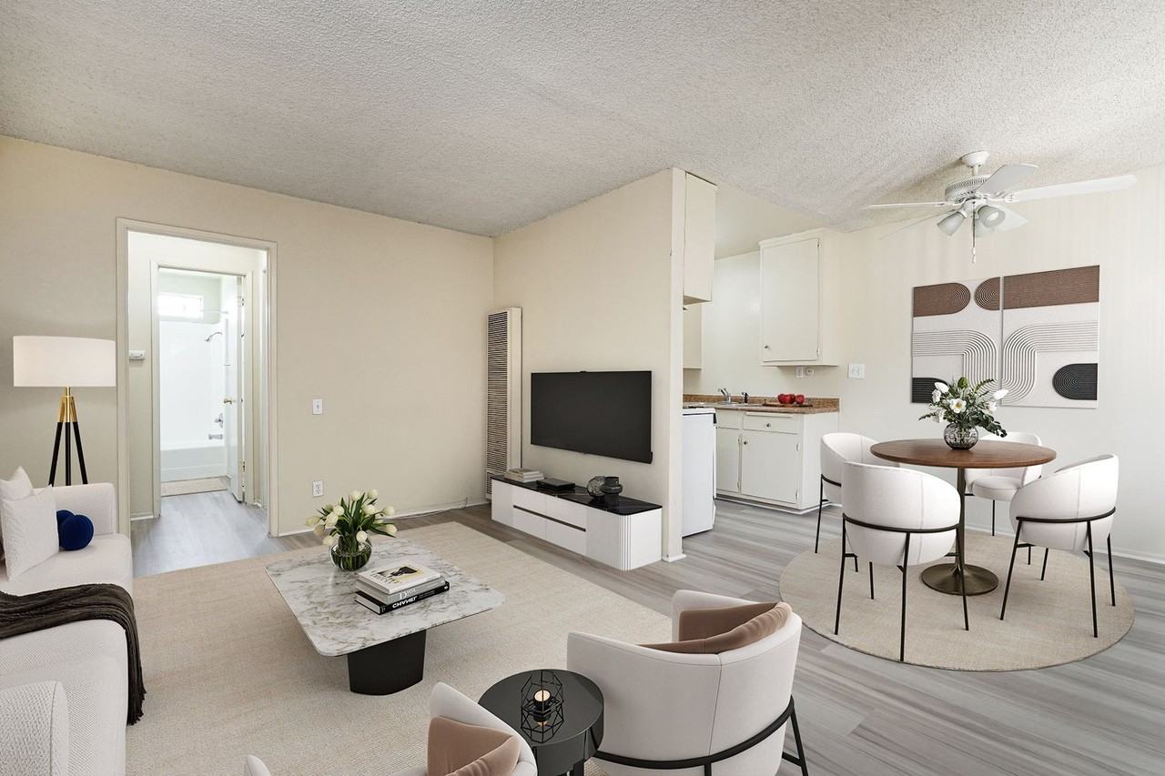 530 N Wilson Ave #15