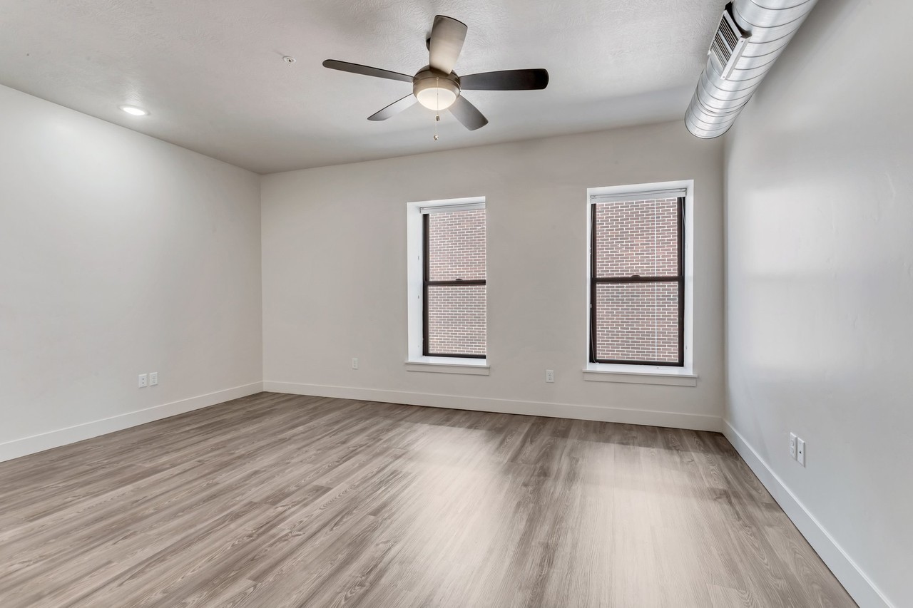 606 W North Temple #203 - Photo 7 of 18