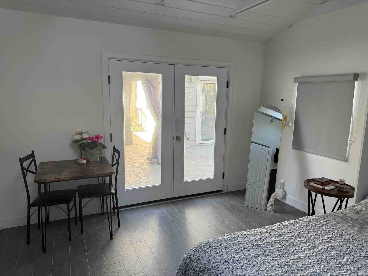 4226 Stern Ave #1 - Photo 3 of 6