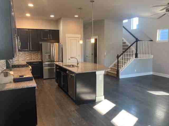8473 E 50th Dr - Photo 4 of 15