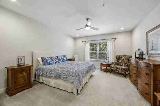 109 Oyster Bay Way - Photo 5 of 20