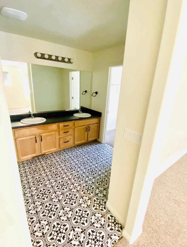 15088 S Wild Horse Way - Photo 6 of 8