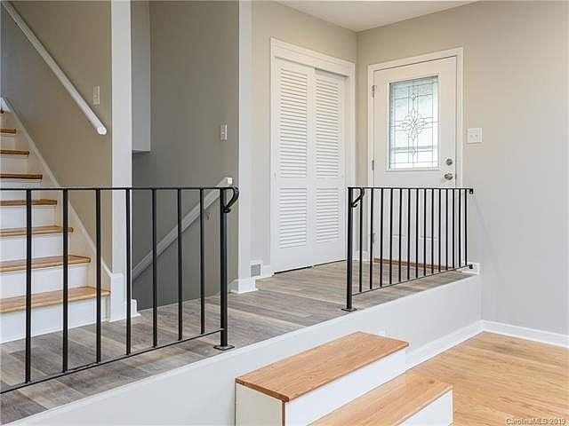 30 S Oak Forest Dr - Photo 2 of 13