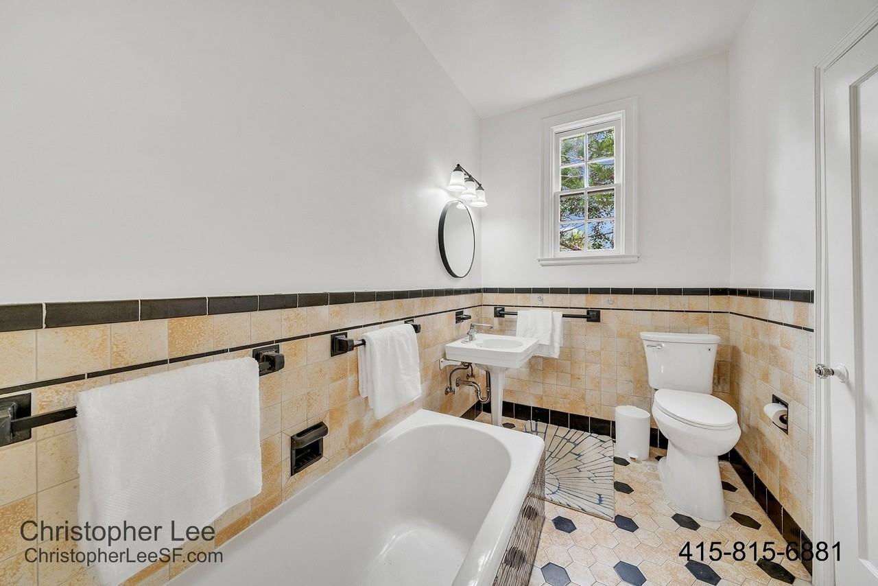 212 Eaton Rd #22 - Photo 3 of 9