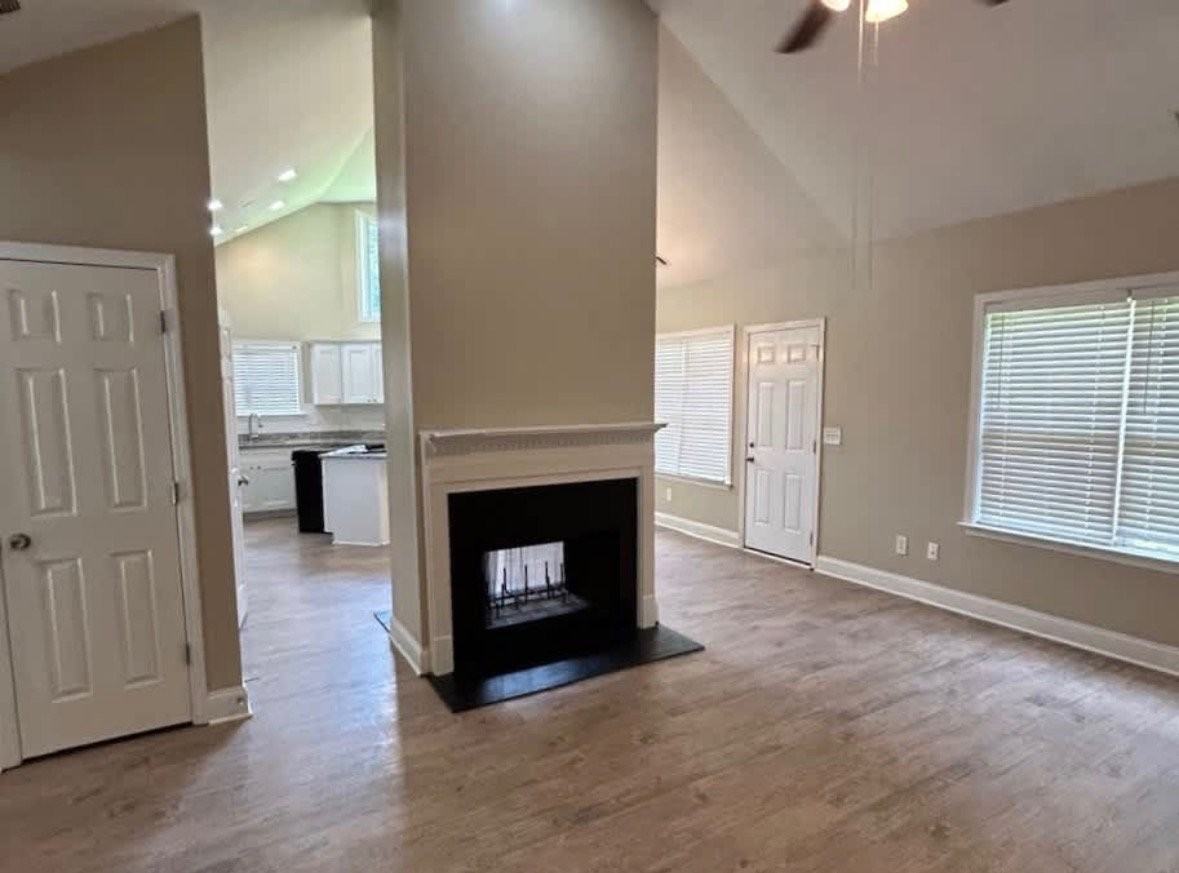 1156 E Fayetteville Rd - Photo 5 of 7
