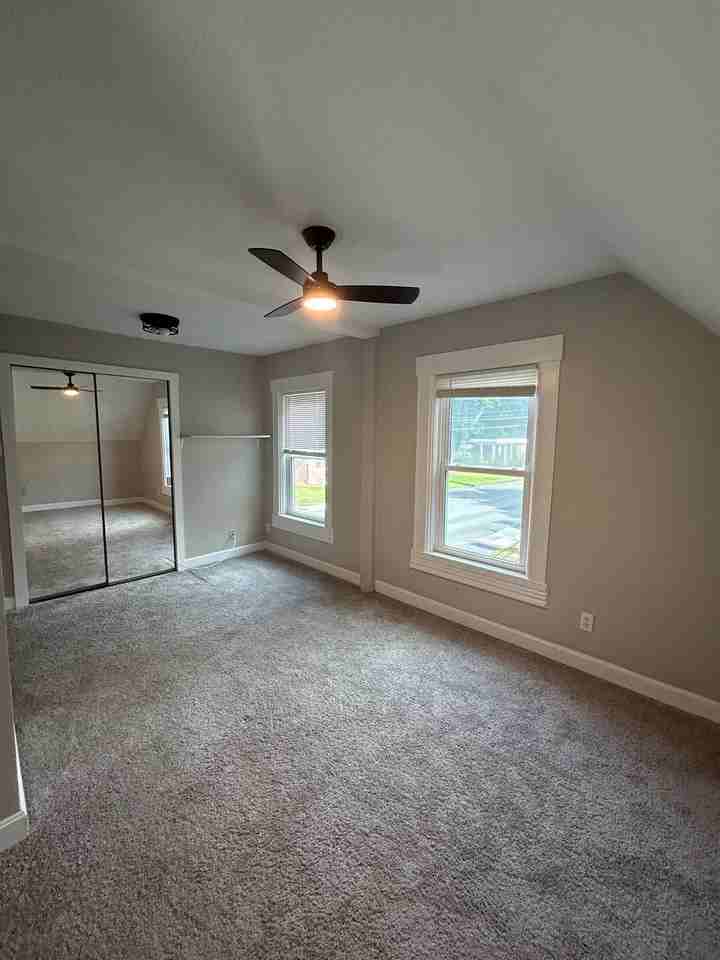 162 Green St #2 - Photo 7 of 10