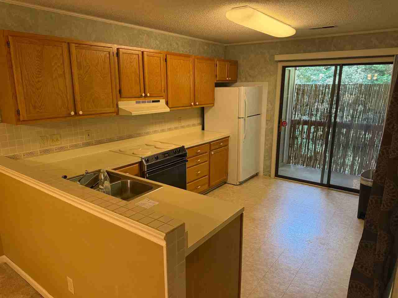 114 Liberty Pl - Photo 6 of 13