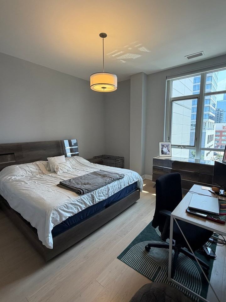 367 W Locust St #504 - Photo 7 of 12