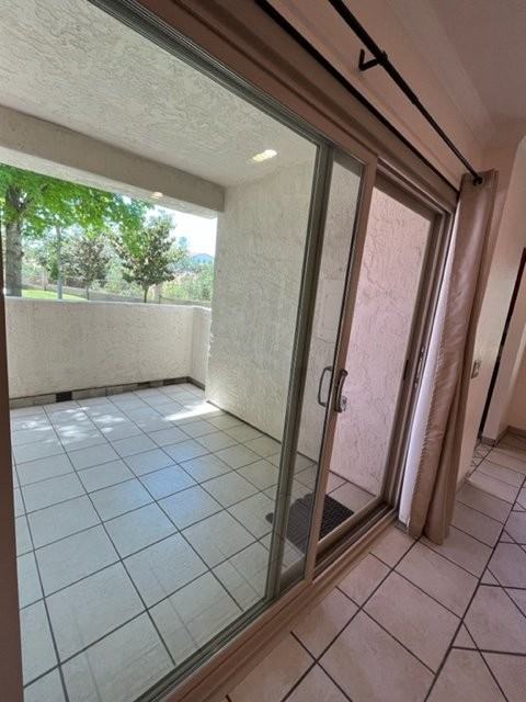 13076 Wimberly Sq - Photo 5 of 20