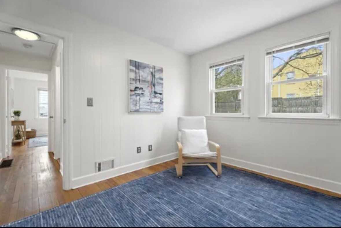 244 Judwin Ave - Photo 6 of 20