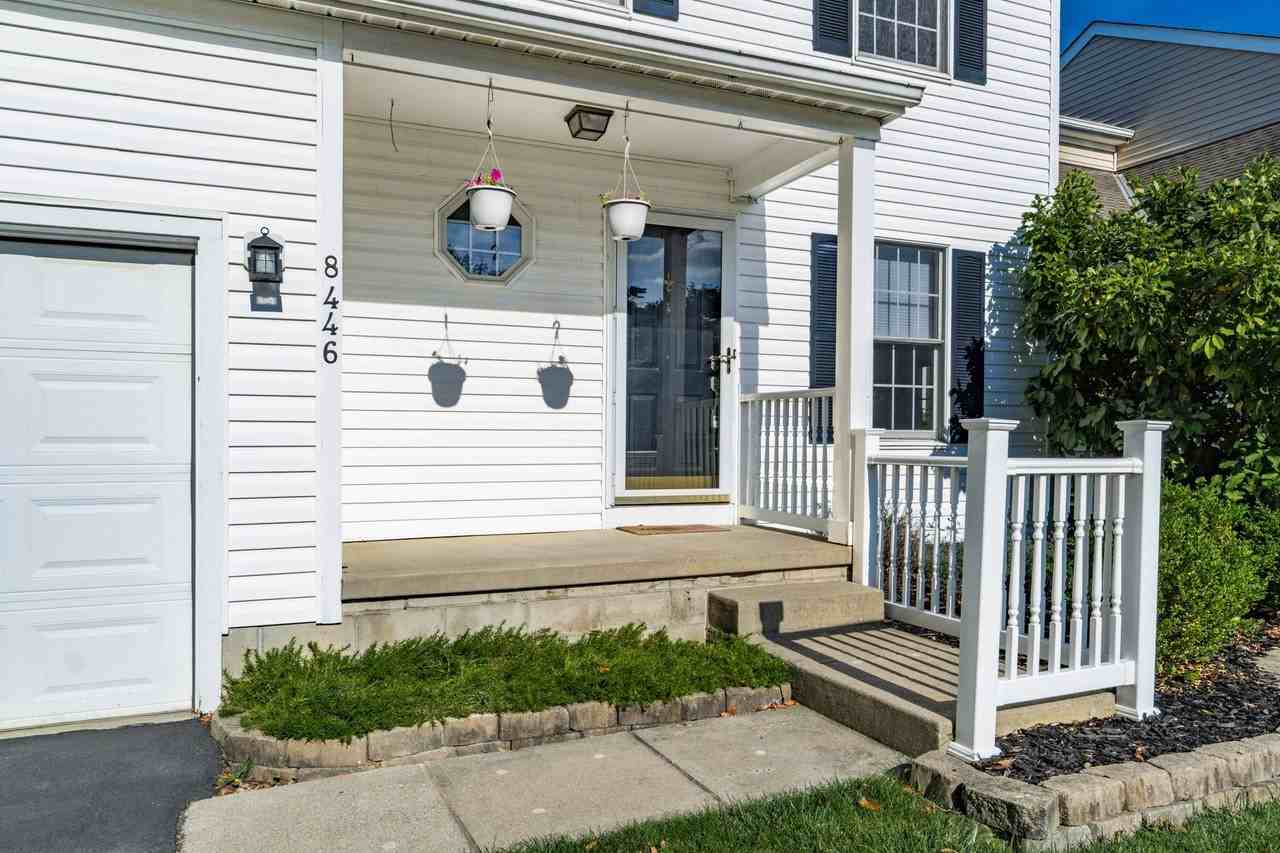 8446 Olenbrook Dr - Photo 5 of 41