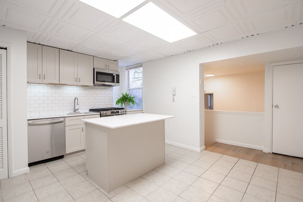 455 Fairmount Ave #2 - Photo 6 of 24